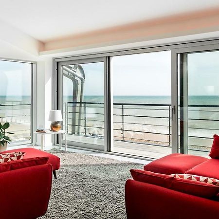 Amazing Beach Apartment Лансинг Екстериор снимка