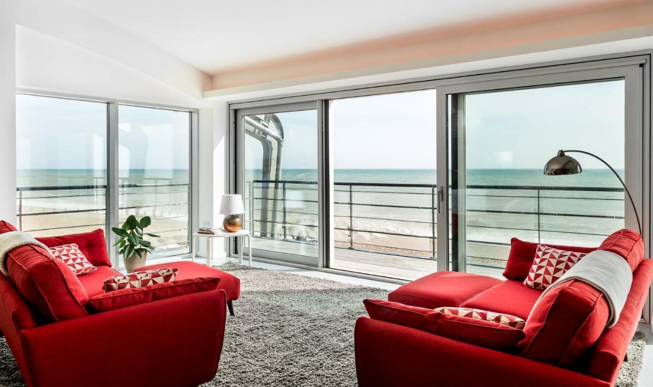 Amazing Beach Apartment Лансинг Екстериор снимка